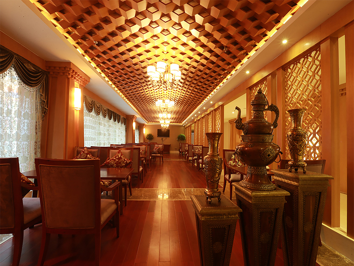 藏式生態大酒店咖啡廳