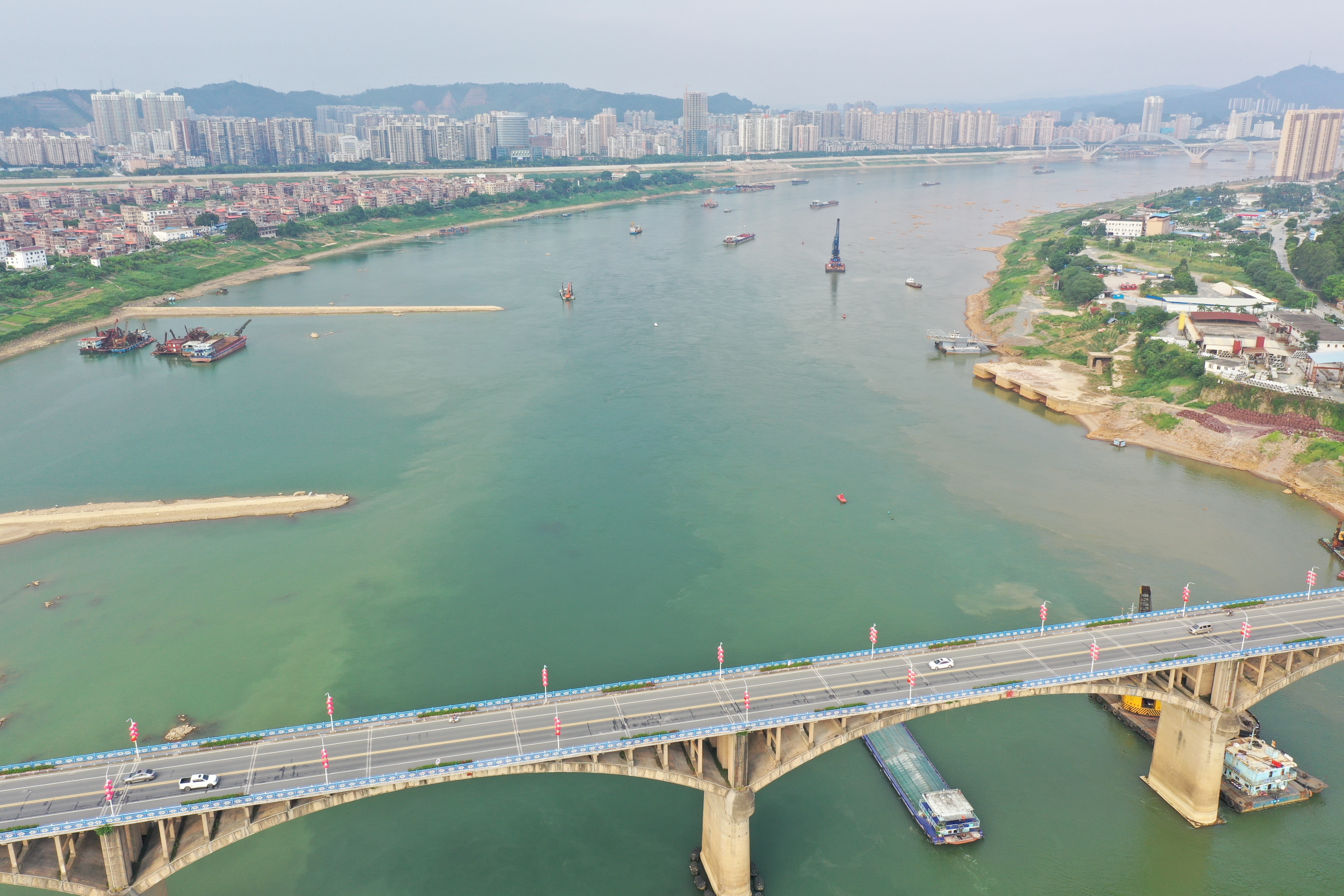 西江航运干线贵港至梧州 3000 吨级航道工程二期工程